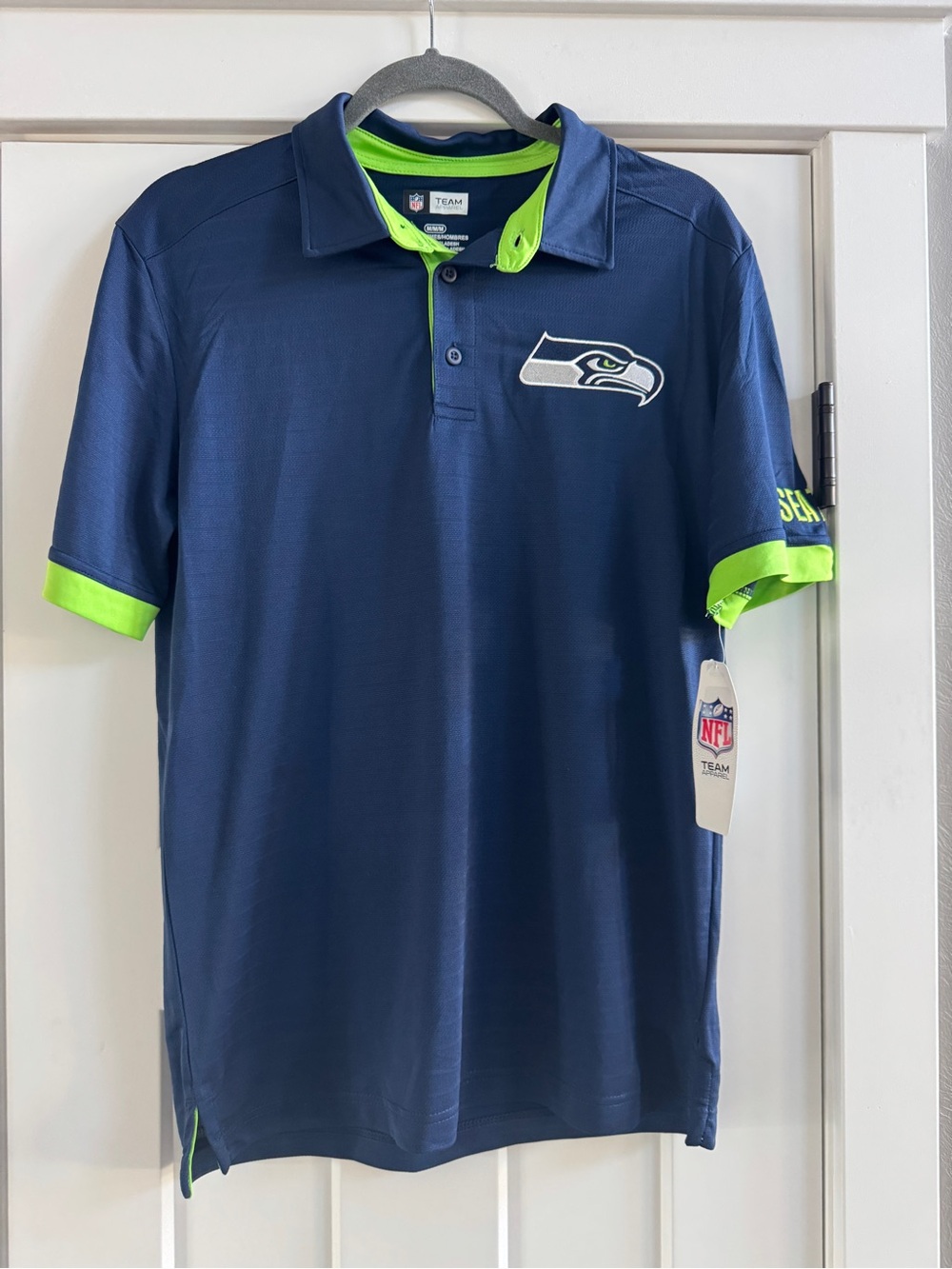 NWT Men’s Seattle Seahawks NFL Team Polo Shirt Size M